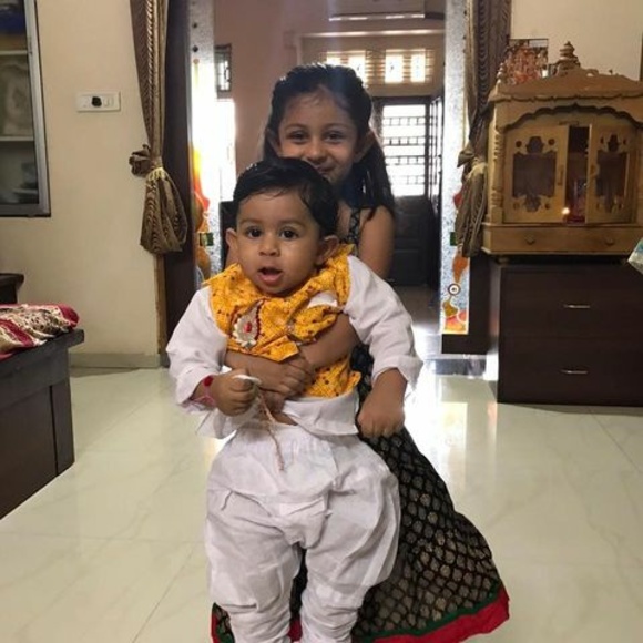 Meet your Posher, Dhrupali - Picture 1 of 1